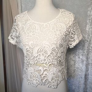 Divided by H&M Lace Crochet Crop Top Cream Size Medium